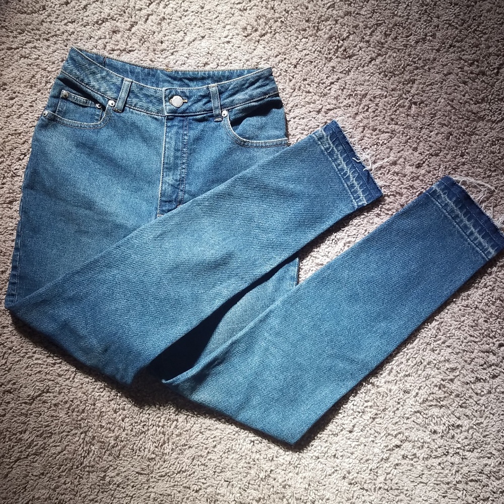 CHEAP MONDAY High Rise Mom Jean W26 L32